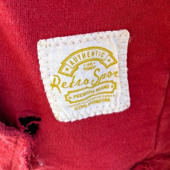 Tennessee Titans Red Long Sleeve Pullover Sweatshirt Hoodie Size M - Picture 7 of 8